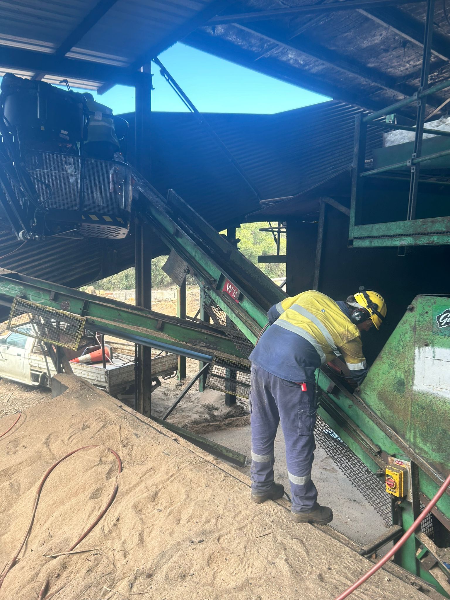 AE Gibson & Sons sawmill service
