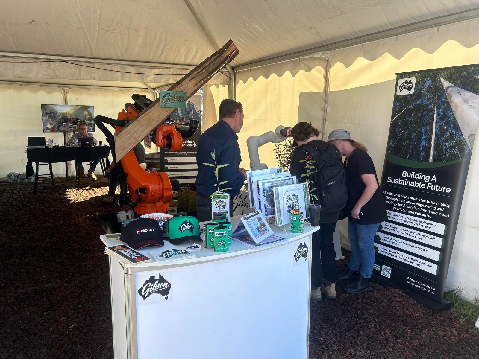 Pimex expo Gibson stand